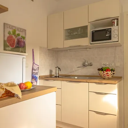 Apartment Beti Lopud